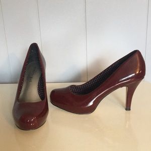 Maroon Heals
